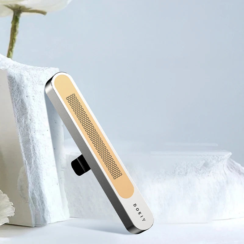 1 PC New Arrival Luxury Aromatic Wood Diffuser Car Vent Solid Air Freshener Metal Wooden Car Perfume Diffuser Clip